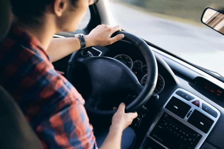 O funcionamento eficiente de um veículo depende diretamente da qualidade e da integração dos componentes do motor.